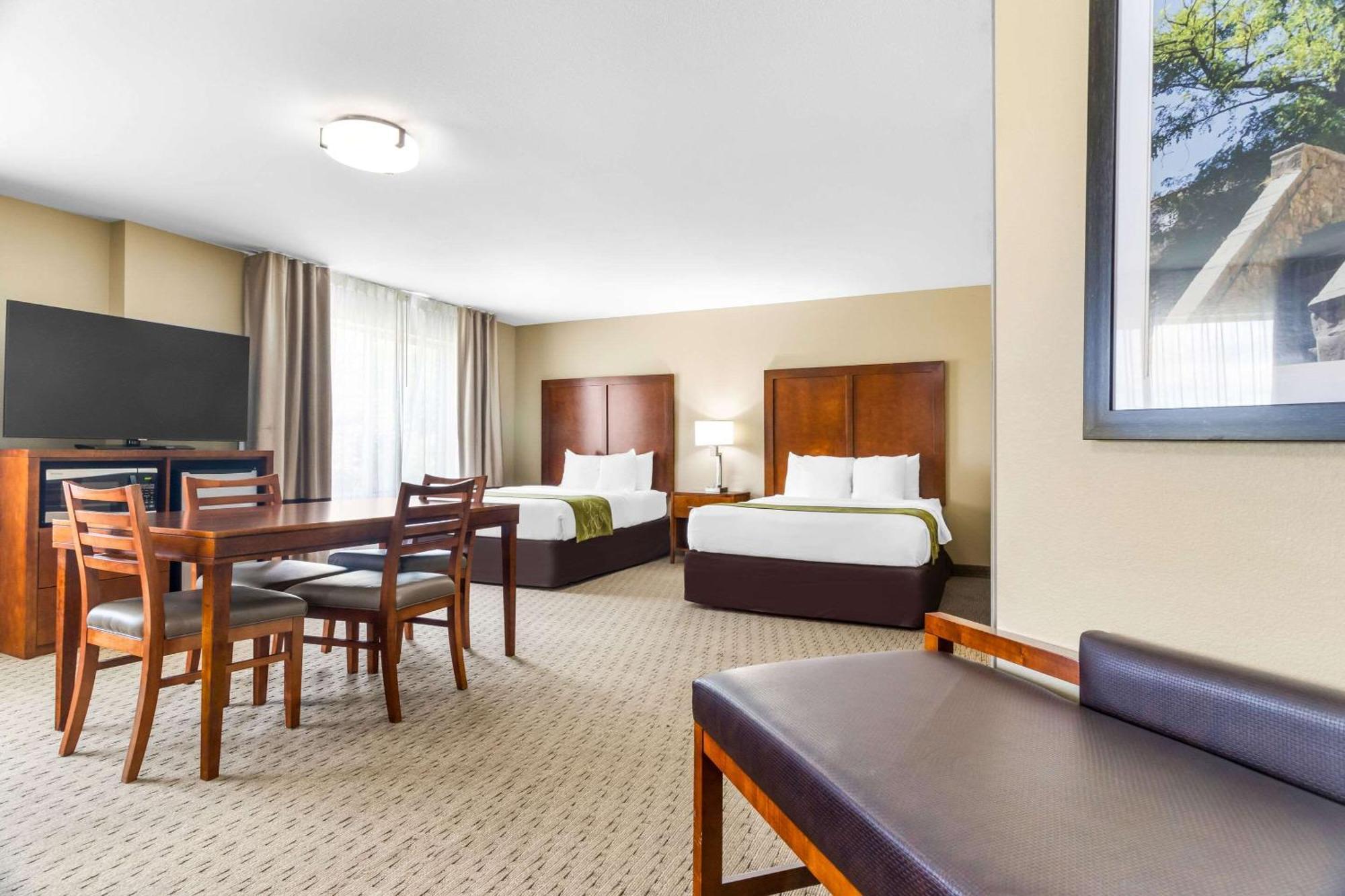 Comfort Suites Маунт-Вернон Екстер'єр фото